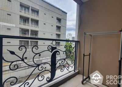 2-BR Condo at Le Nice Ekkamai Condominium near BTS Ekkamai