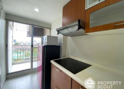 2-BR Condo at Lumpini Ville Cultural Center near MRT Huai Khwang