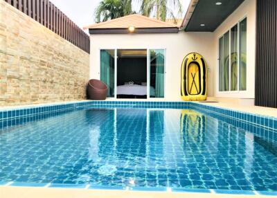 Jomtien Pool Villa House For Sale in Pattaya