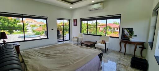 Luxury Pool Villa House for Sale Pattaya