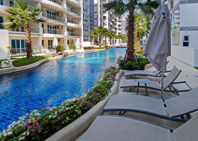 1 Bedroom Condo in Grand Avenue Central Pattaya C008736