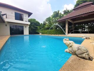 Paradise Villa 2 House For Sale in Pattaya