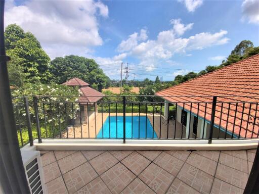 Paradise Villa 2 House For Sale in Pattaya