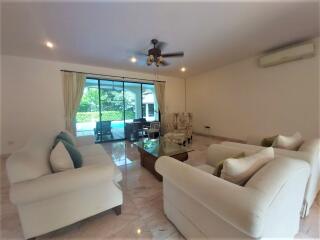 Paradise Villa 2 House For Sale in Pattaya