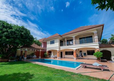 4 Bed House For Sale In East Pattaya - Lakeside Court
