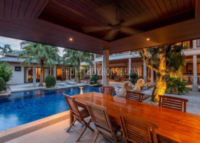 RAW7406: Five Bedroom Luxury Villa in Rawai