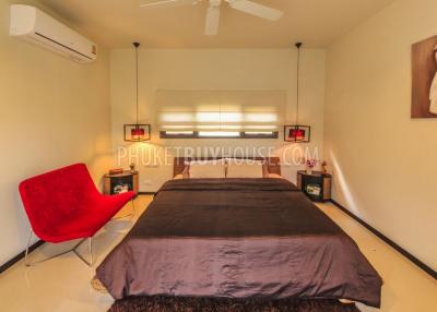 NAI7404: Two Bedroom Villa with a Pool in Nai Harn Area