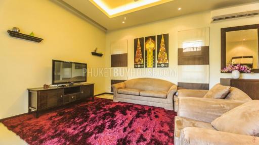 NAI7404: Two Bedroom Villa with a Pool in Nai Harn Area