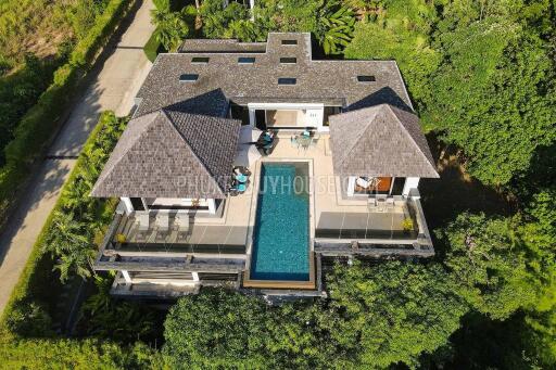 LAY7376: Five Bedroom Villa With Ocean Views in Layan