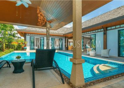 RAW7363: Five Bedroom Villa with Pool and Garden in Rawai