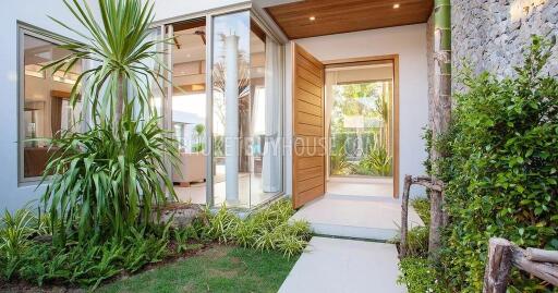 BAN7071: Balinese Style 3-Bedroom Villas in Bang Tao Area