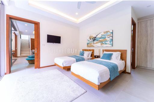 RAW7017: 3 Bedroom Villa in Lively Rawai Area
