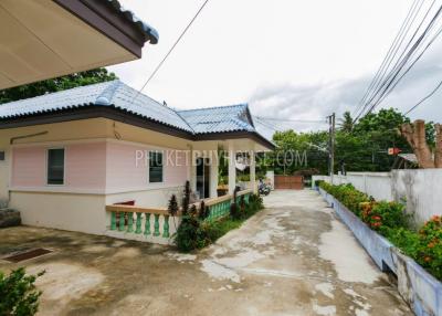 NAI5726: Four Houses Resort in Nai Harn