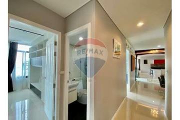 202 Sqm., 4 Beds, 3 Baths Condo listed for ฿ 14,000,000.