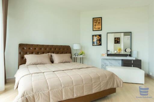 [Property ID: 100-113-20311] 2 Bedrooms 2 Bathrooms Size 140Sqm At Baan Sathorn Chaophraya for Sale 10900000 THB