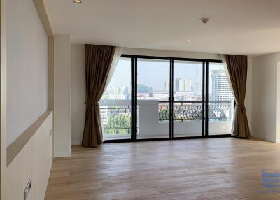 [Property ID: 100-113-26912] 3 Bedrooms 4 Bathrooms Size 260Sqm At Prime Mansion for Rent 110000 THB