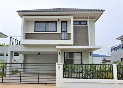 Uraiwan Grand Villa Pattaya House For Sale