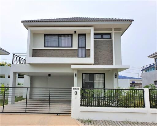 Uraiwan Grand Villa Pattaya House For Sale