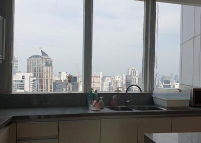 [Property ID: 100-113-25310] 2 Bedrooms 3 Bathrooms Size 128.17Sqm At Millennium Residence for Rent 80000 THB