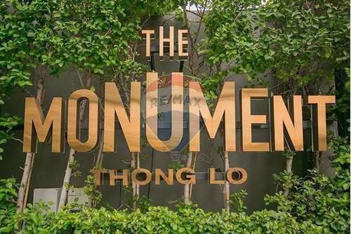 Prime Location at Monument Thong Lor Condo: Unfurnished Room in CBD Offers Unbeatable Convenience in Bangkok