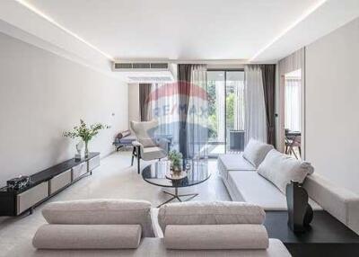 Spacious and Luxurious 3-Bedroom Condo in the Heart of Phromphong - 920071054-387