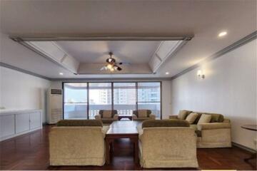 Spacious & Homely 3BR Apartment for Rent Asoke