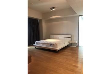 For Rent Duplex Style 4 Bed at The Met Sathorn