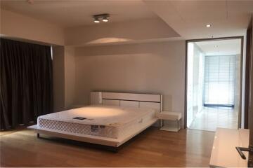 For Rent Duplex Style 4 Bed at The Met Sathorn