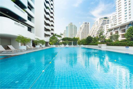 Spacious 3BR Urban Oasis in the Heart of Bangkok