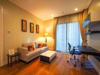 Bright Sukhumvit 24 1 Bedroom 1 Bathroom For Rent