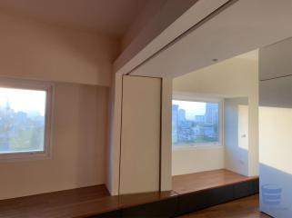 [Property ID: 100-113-24809] 3 Bedrooms 3 Bathrooms Size 203Sqm At Premier Condominium for Rent 65000 THB