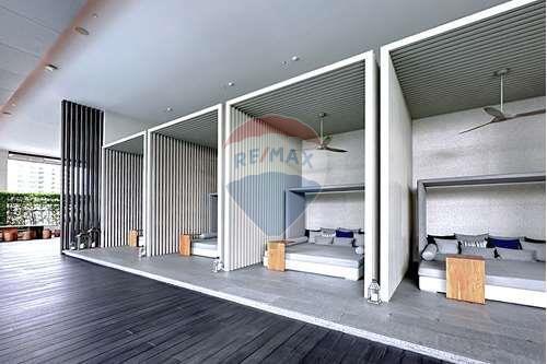 A beautiful unit in the heart of Thonglor.