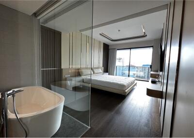 A beautiful unit in the heart of Thonglor.