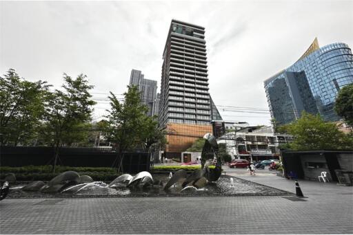 A beautiful unit in the heart of Thonglor.