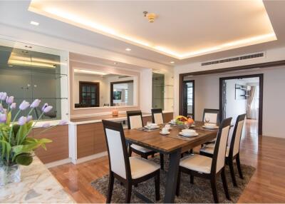 For Rent Spacious new renoavted 4 bedrooms with balcony in Sukhumvit 16 close to Park - 920071001-11990