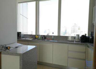 [Property ID: 100-113-25568] 2 Bedrooms 2 Bathrooms Size 128Sqm At Millennium Residence for Sale 22500000 THB