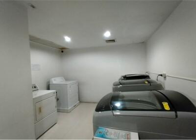 For Rent Spacious 1 bedroom at Wind Sukhumvit 23. - 920071001-11982
