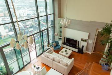[Property ID: 100-113-26688] 3 Bedrooms 3 Bathrooms Size 162Sqm At Bright Sukhumvit 24 for Rent 120000 THB