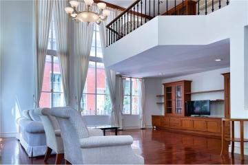 For rent townhouse 4 bedrooms in private compound Sukhumvit 55 ( Thong-Lor ) - 920071001-11975