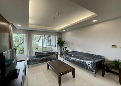 3 bedrooms apartment for rent near BTS Ekkamai - 920071001-11969