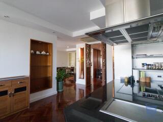 [Property ID: 100-113-23516] 2 Bedrooms 3 Bathrooms Size 220Sqm At Supreme Elegance for Rent 60000 THB