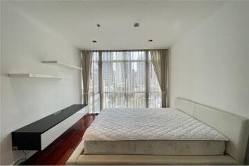 3 bedrooms for rent at BTS Ploenchit