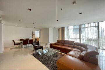 3 bedrooms for rent at BTS Ploenchit