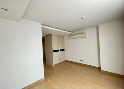 3 bedroom for sale near BTS Prompong