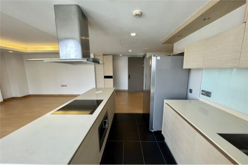 3 bedroom for sale near BTS Prompong - 920071001-11862