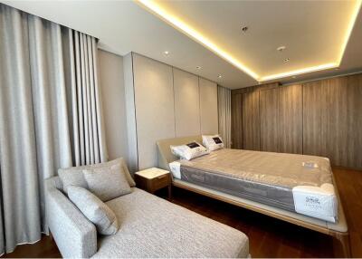 2 bedrooms luxury apartment in Prompong