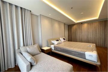 2 bedrooms luxury apartment in Prompong