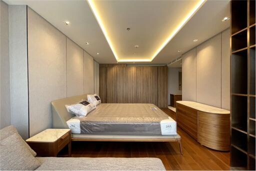 2 bedrooms luxury apartment in Prompong