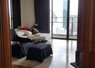 [Property ID: 100-113-25555] 3 Bedrooms 4 Bathrooms Size 198Sqm At The Met for Rent and Sale