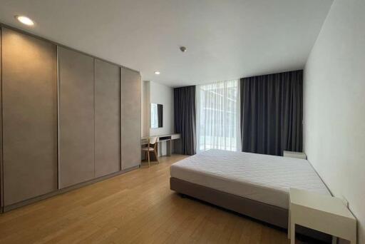 2 bedrooms private apartment for rent BTS prompong